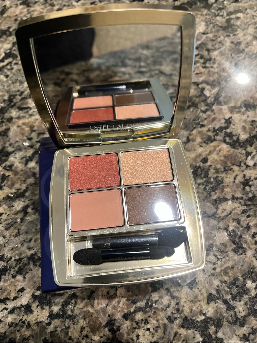 Estee Lauder Peachy Pink & Bronze Eyeshadow Quad